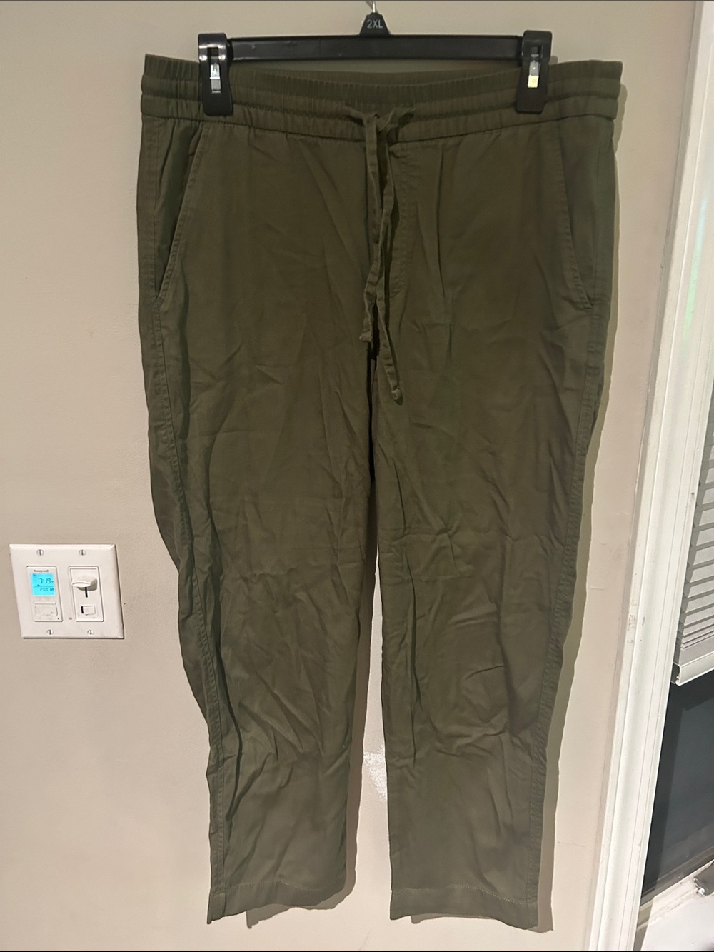 GAP Women’s Easy Pant Olive Green Drawstring Casual Pants